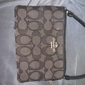 COPY - Coach Clutch Wallet/purse